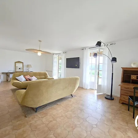 Hébergement de vacances A Villandré